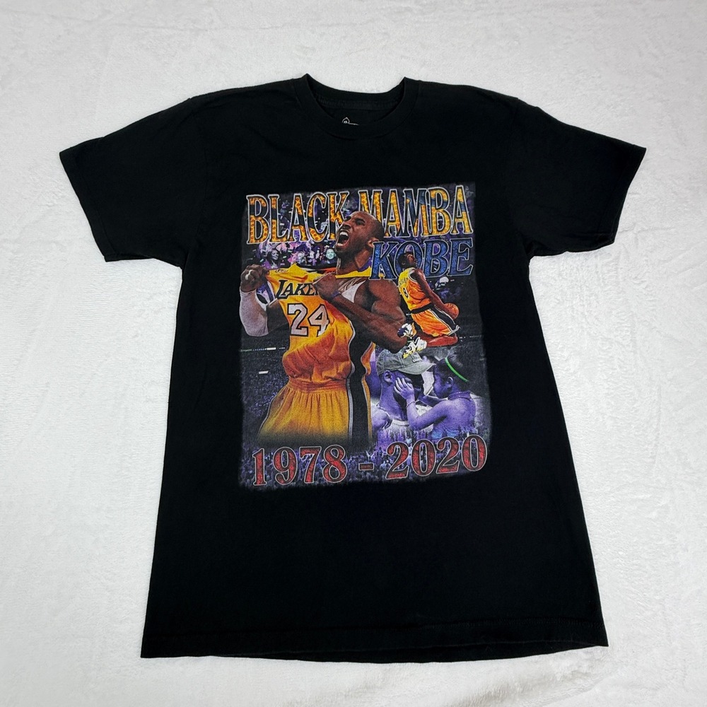 Sergio Calabasas Black Mamba Kobe Bryant‎ Memorial Graphic T-Shirt Mens Medium